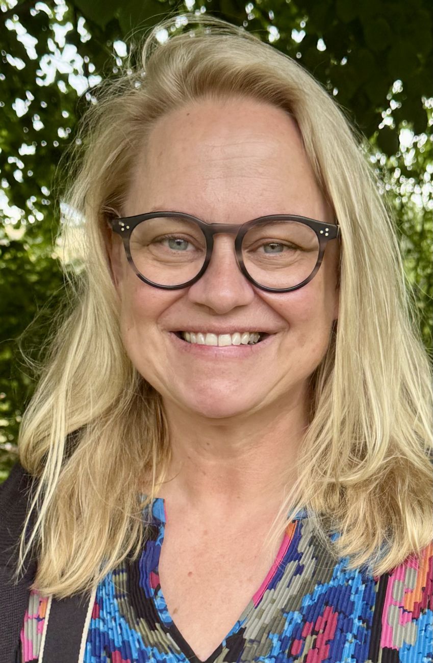 Frau Bettina Michaelsen
